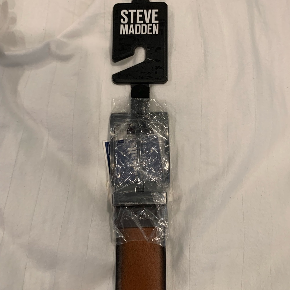 Steve Madden Reversible Black- Brown Leather Belt XL 42-44